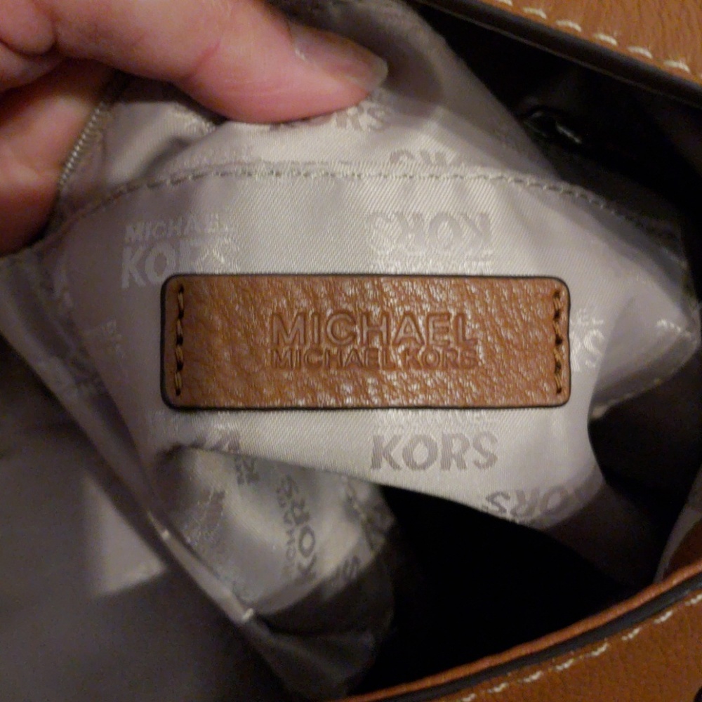 Authentic Michael Kors purse only - Picture 7 of 8